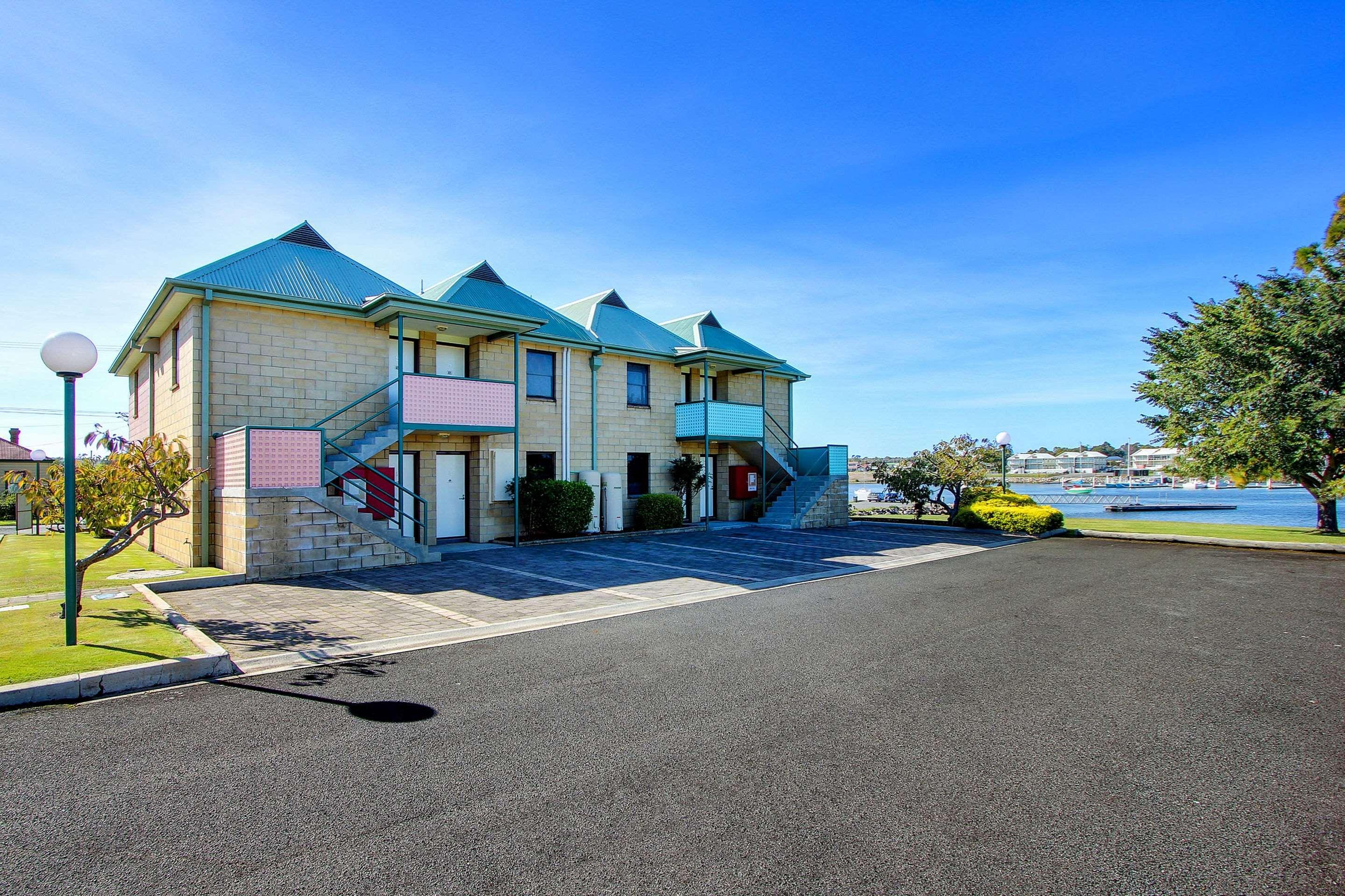 Comfort Inn The Pier George Town Exteriör bild